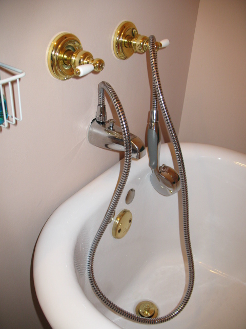 Help Retrofitting Handheld Shower Onto Clawfoot Tub Spout